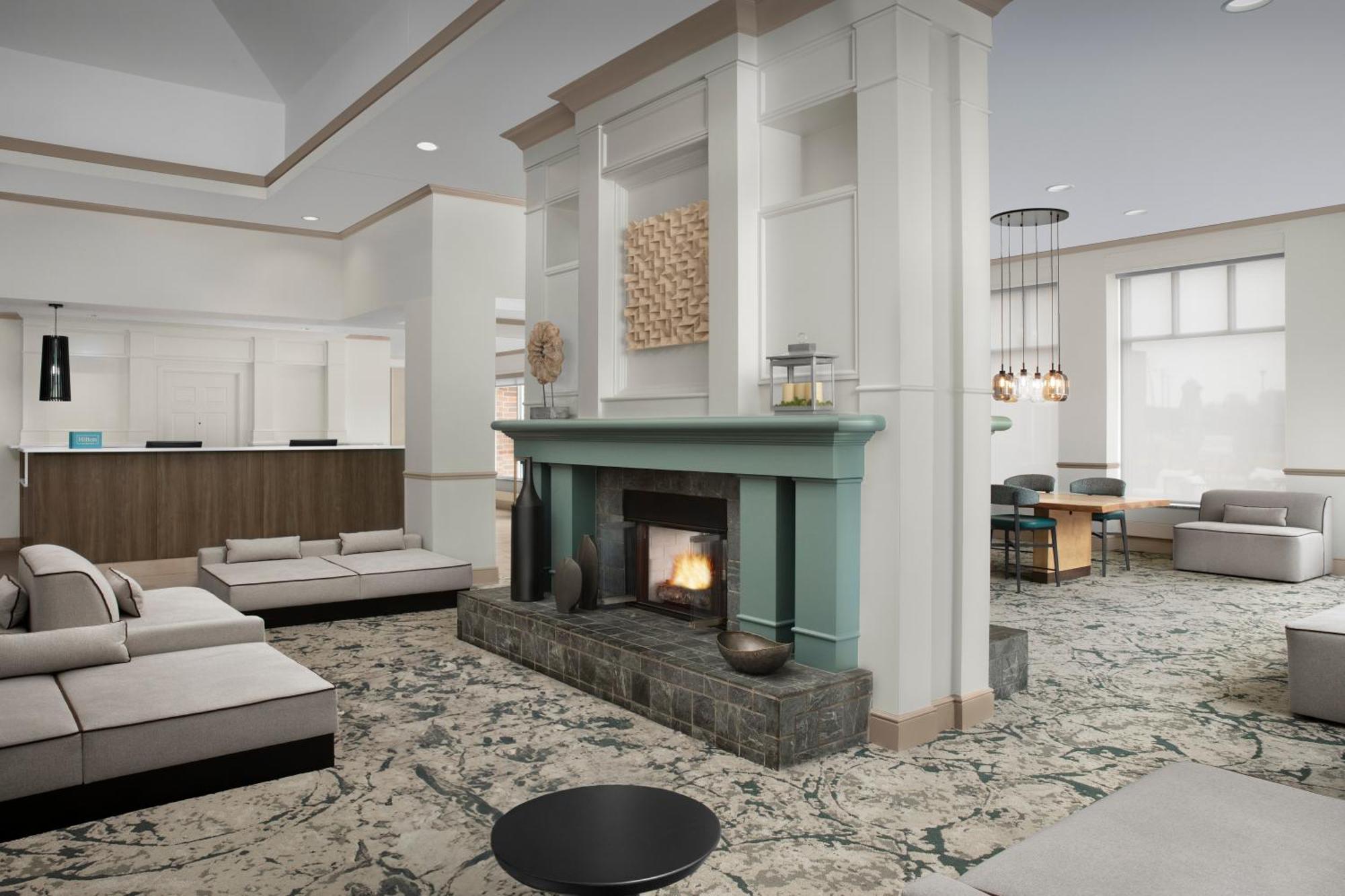 Hilton Garden Inn Хоффман-Эстейтс Экстерьер фото